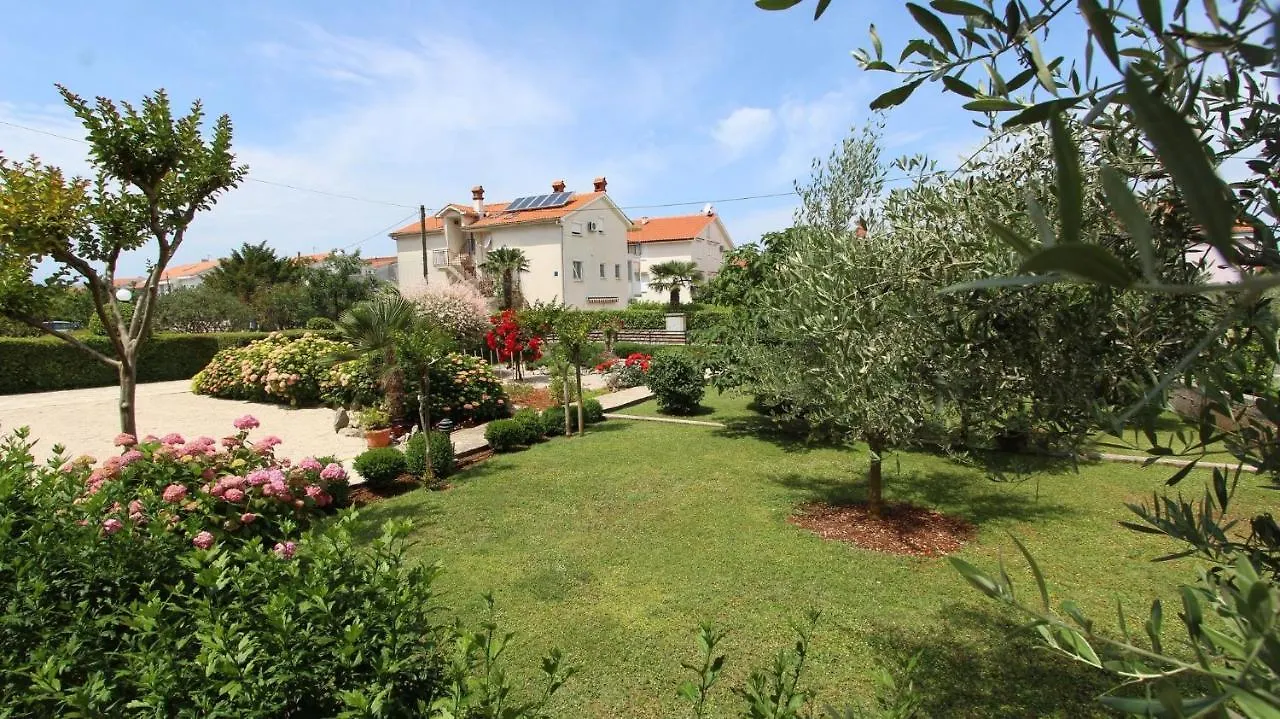 Apartment Malinska, Krk 12