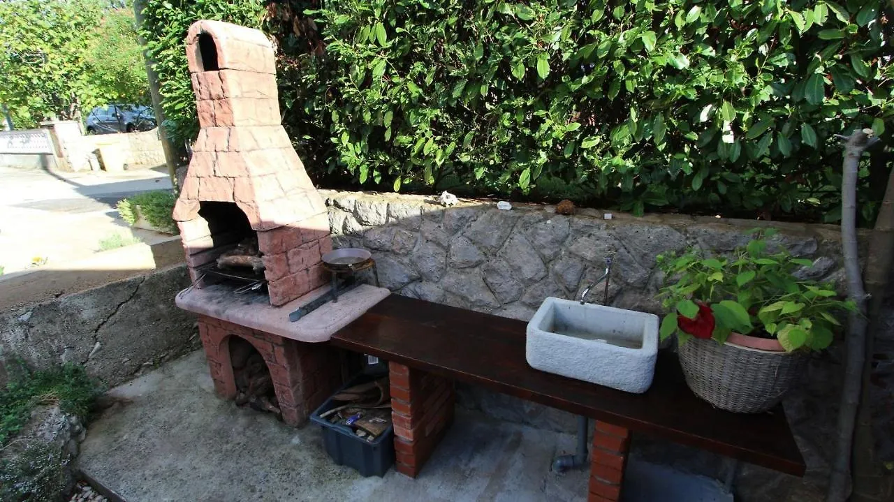 Apartment Malinska, Krk 12